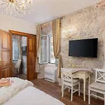 Luxury & - Main Promenade, Sea & View In Diocletian Palace Appartement *