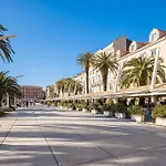 Luxury & - Main Promenade, Sea & View In Diocletian Palace Appartement
