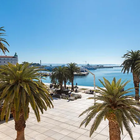 Luxury & - Main Promenade, Sea & View In Diocletian Palace