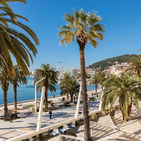 Luxury & - Main Promenade, Sea & View In Diocletian Palace Gostinjska kuća Split