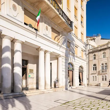 Luxury & - Main Promenade, Sea & View In Diocletian Palace Split