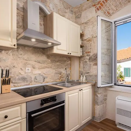 Luxury & - Main Promenade, Sea & View In Diocletian Palace Appartement *