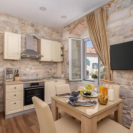 Appartement Luxury & - Main Promenade, Sea & View In Diocletian Palace