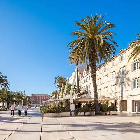 Luxury & - Main Promenade, Sea & View In Diocletian Palace * Split