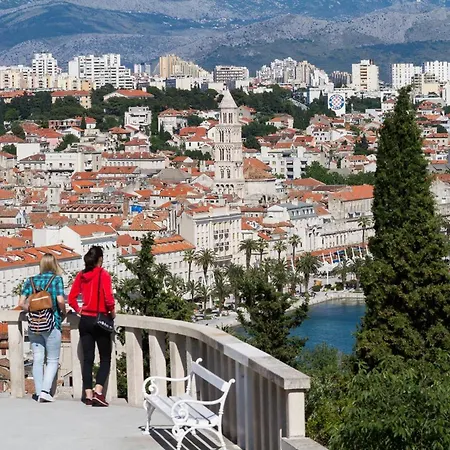 Lägenhet Luxury & - Main Promenade, Sea & View In Diocletian Palace
