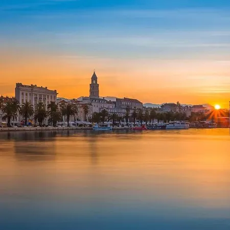 Luxury & - Main Promenade, Sea & View In Diocletian Palace Lägenhet Split