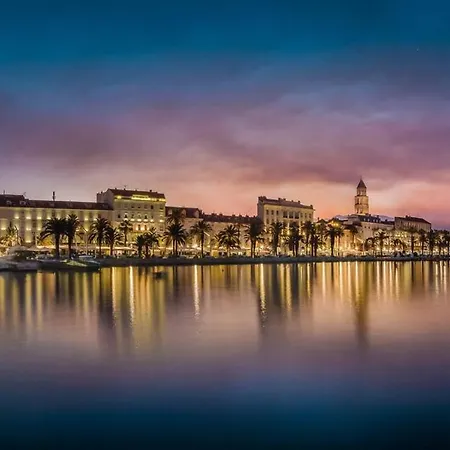 Luxury & - Main Promenade, Sea & View In Diocletian Palace Lägenhet Split