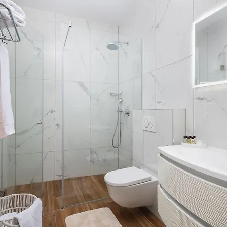 Luxury & - Main Promenade, Sea & View In Diocletian Palace *