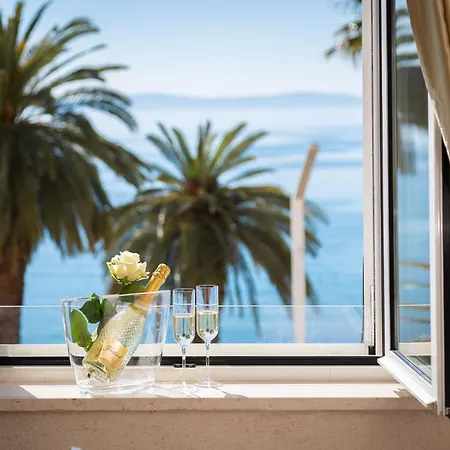 Luxury & - Riva & Sea View In Diocletian Palace Guest house *