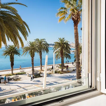 Guest house Luxury & - Riva & Sea View In Diocletian Palace Split
